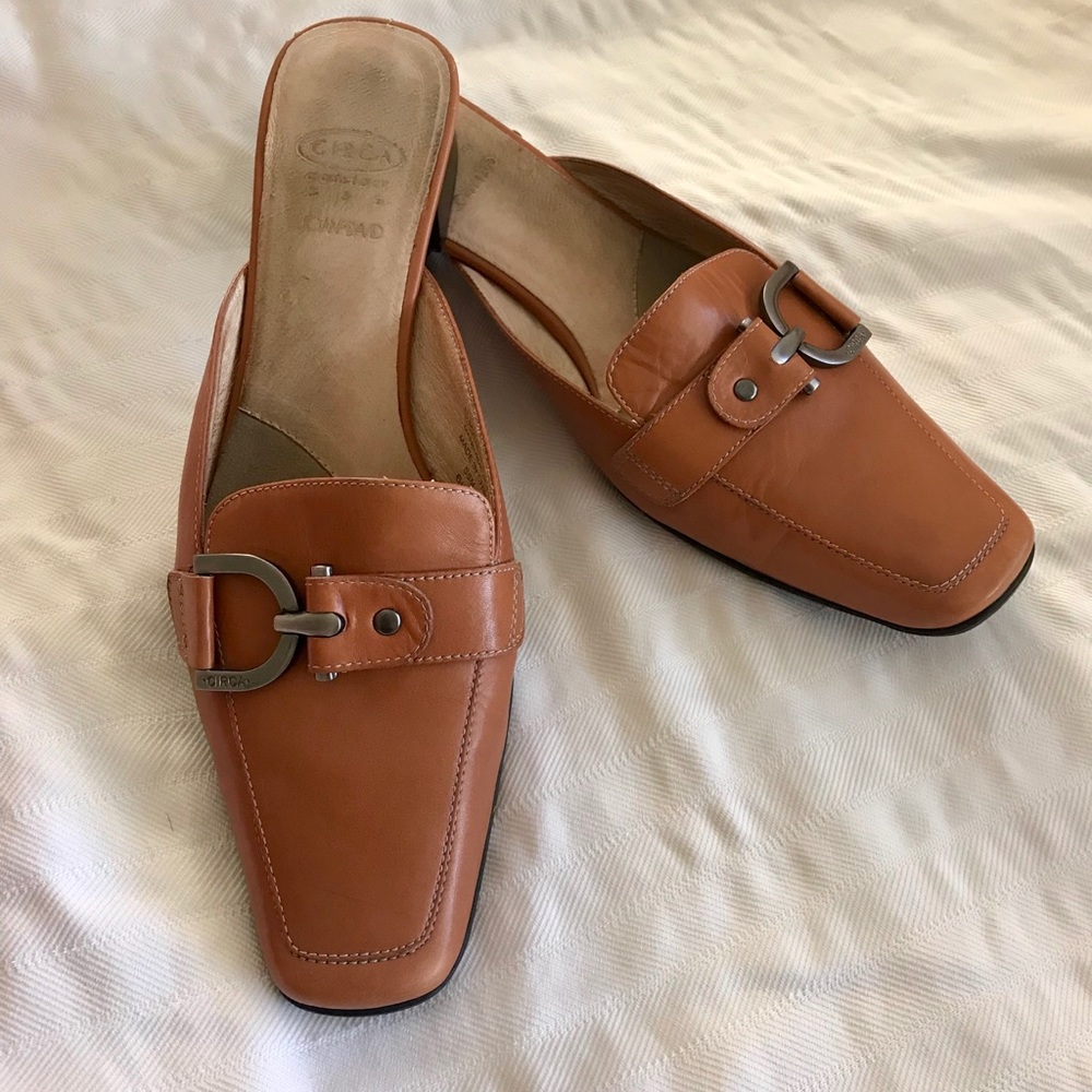 👠 CIRCA Comfortable Mules!